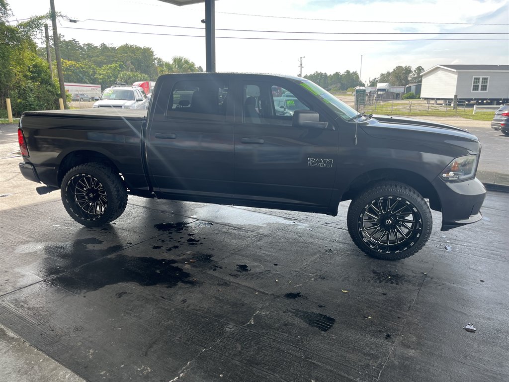 2015 Ram 1500 - $19,999
