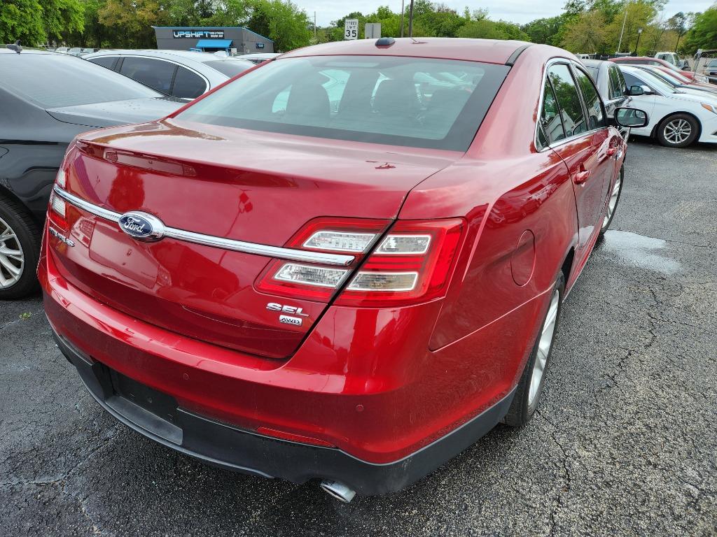 2014 Ford Taurus