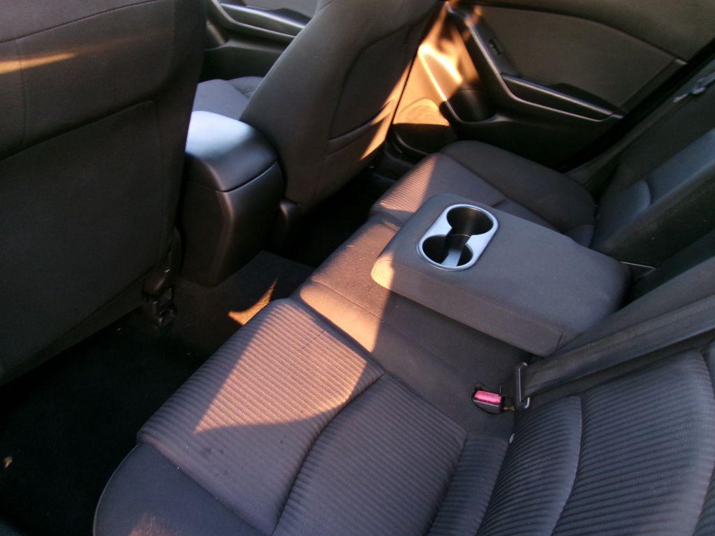 2015 MAZDA MAZDA3