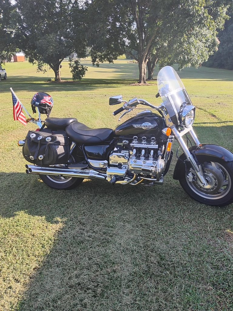 1998 Honda Gold Wing - $5,500