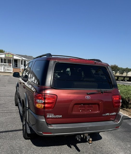 2004 Toyota Sequoia