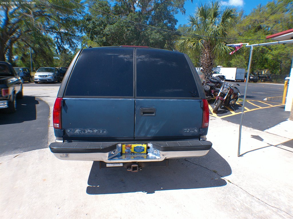 1999 GMC Suburban