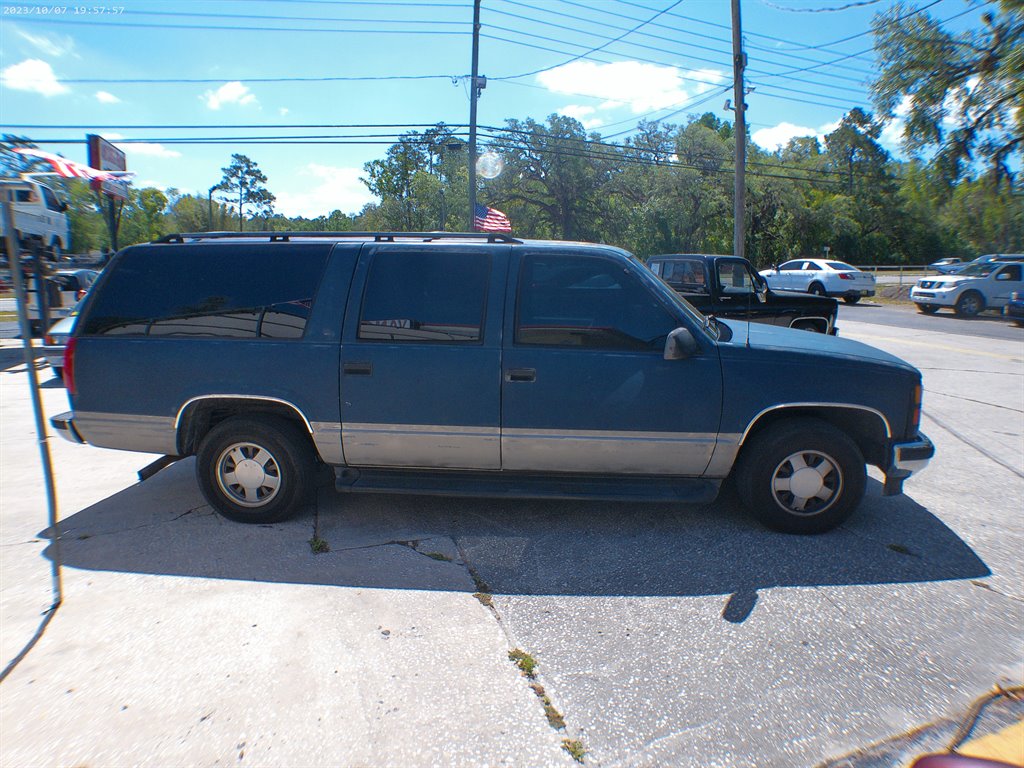 1999 GMC Suburban