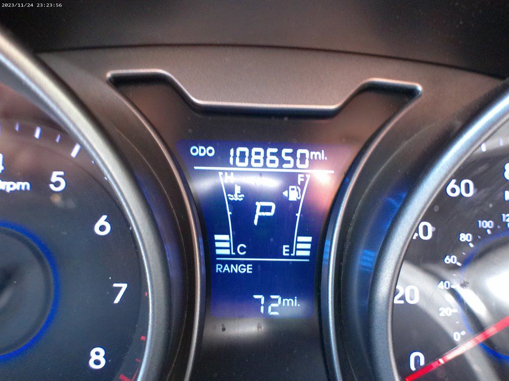 2016 Hyundai Veloster photo