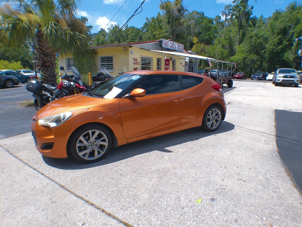 2016 Hyundai Veloster photo