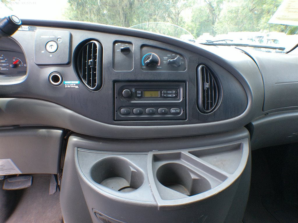 2007 Ford E-450