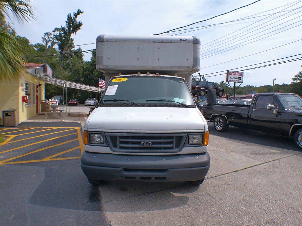 2007 Ford E-450