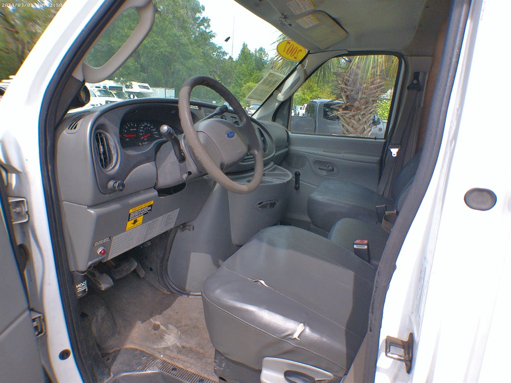 2007 Ford E-450
