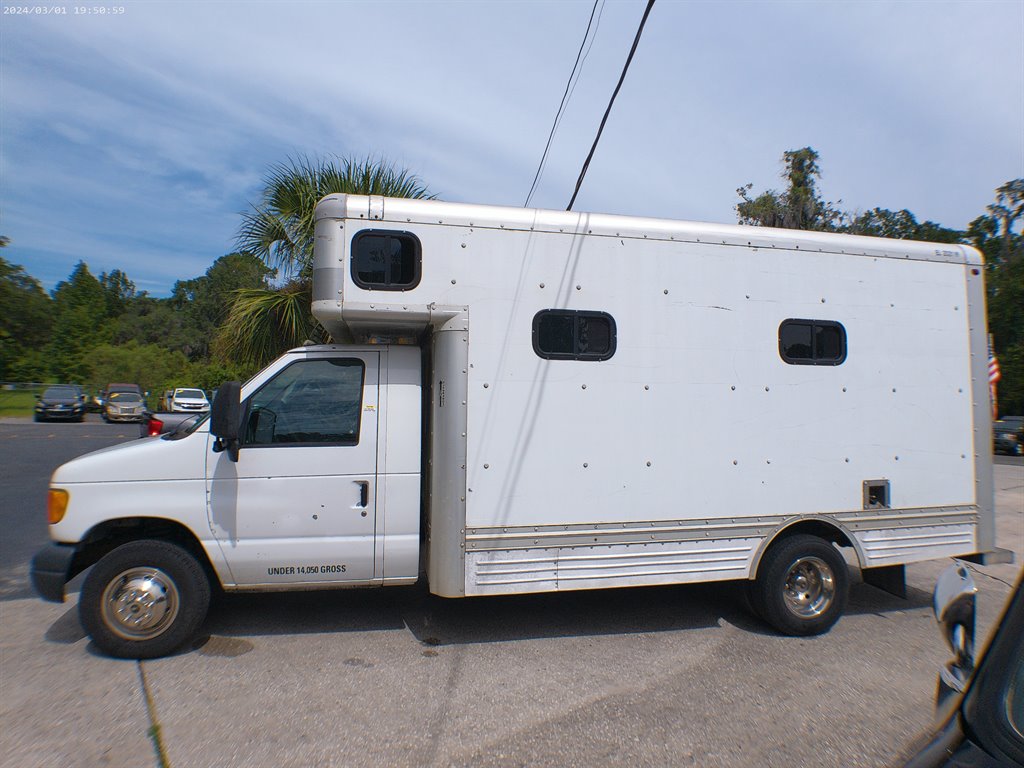 2007 Ford E-450