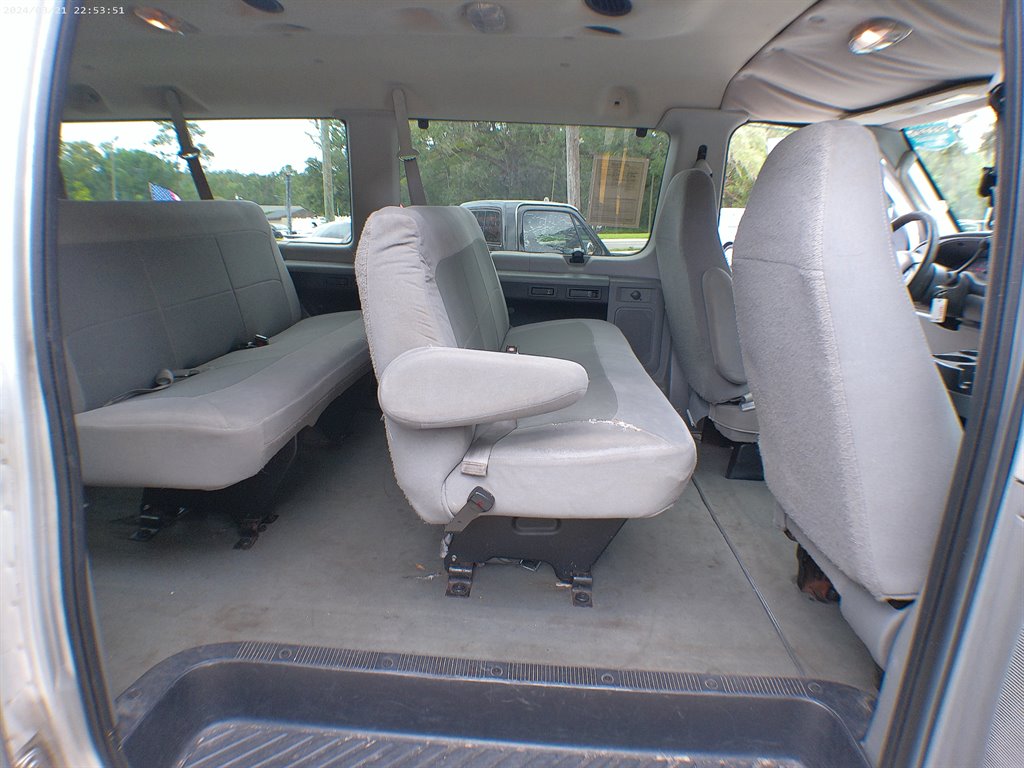 2007 Ford E-350