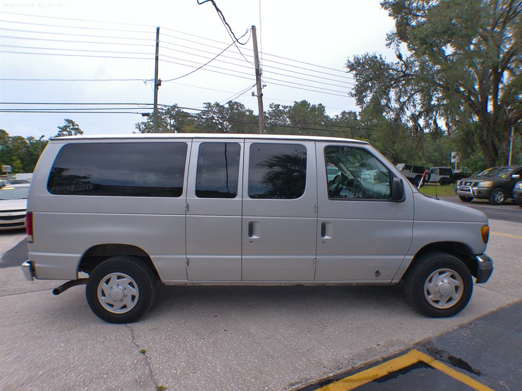 2007 Ford E-350
