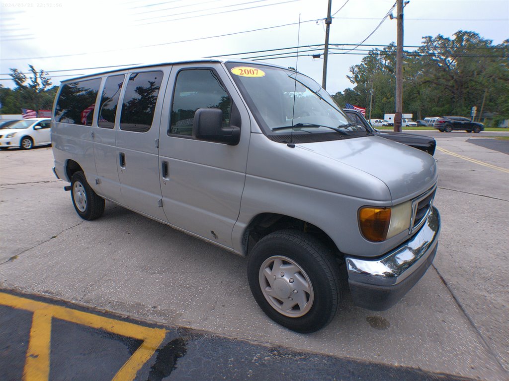 2007 Ford E-350