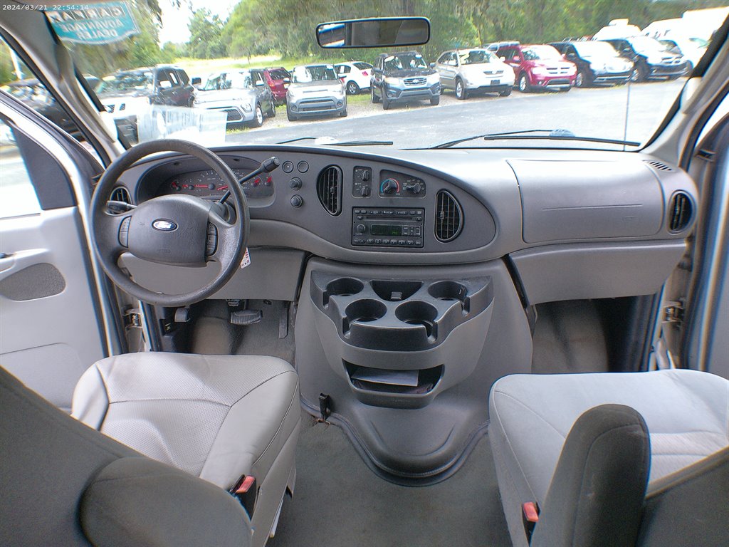 2007 Ford E-350