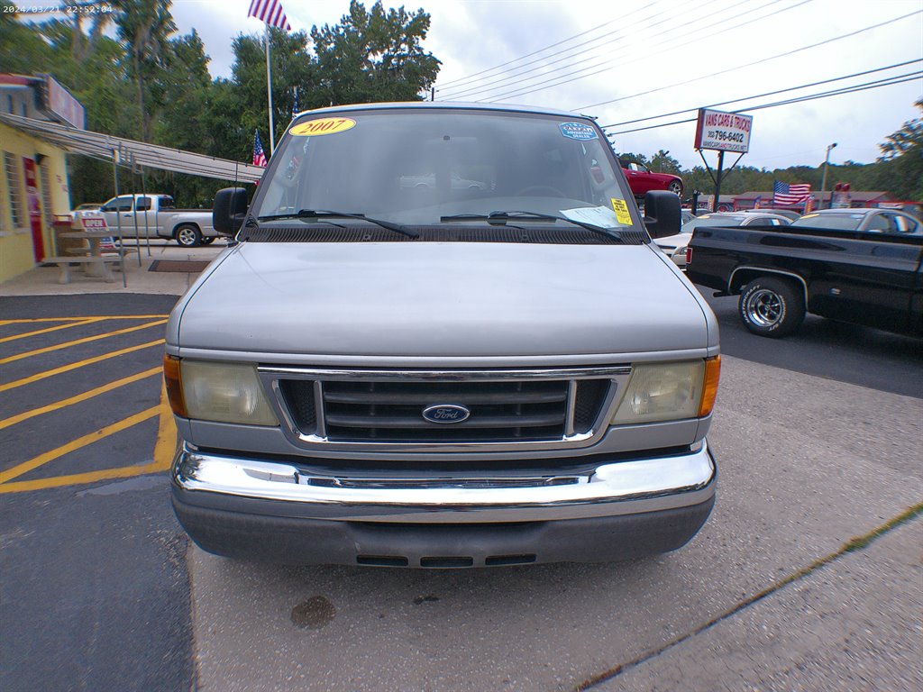2007 Ford E-350