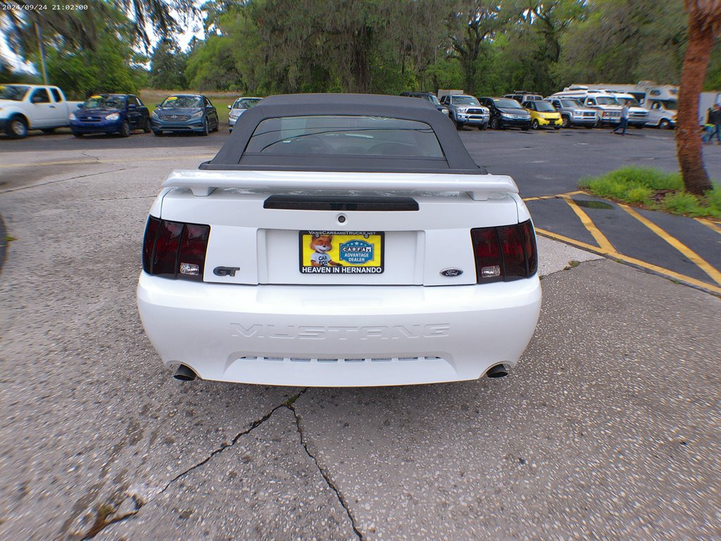 2002 Ford Mustang