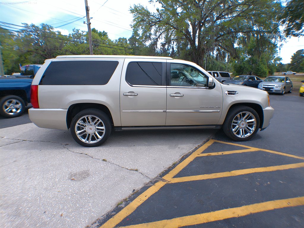 2013 Cadillac Escalade