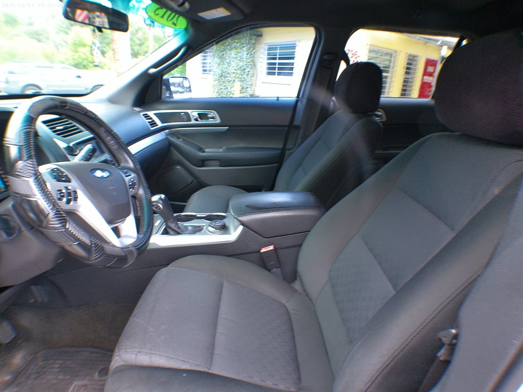 2015 Ford Explorer
