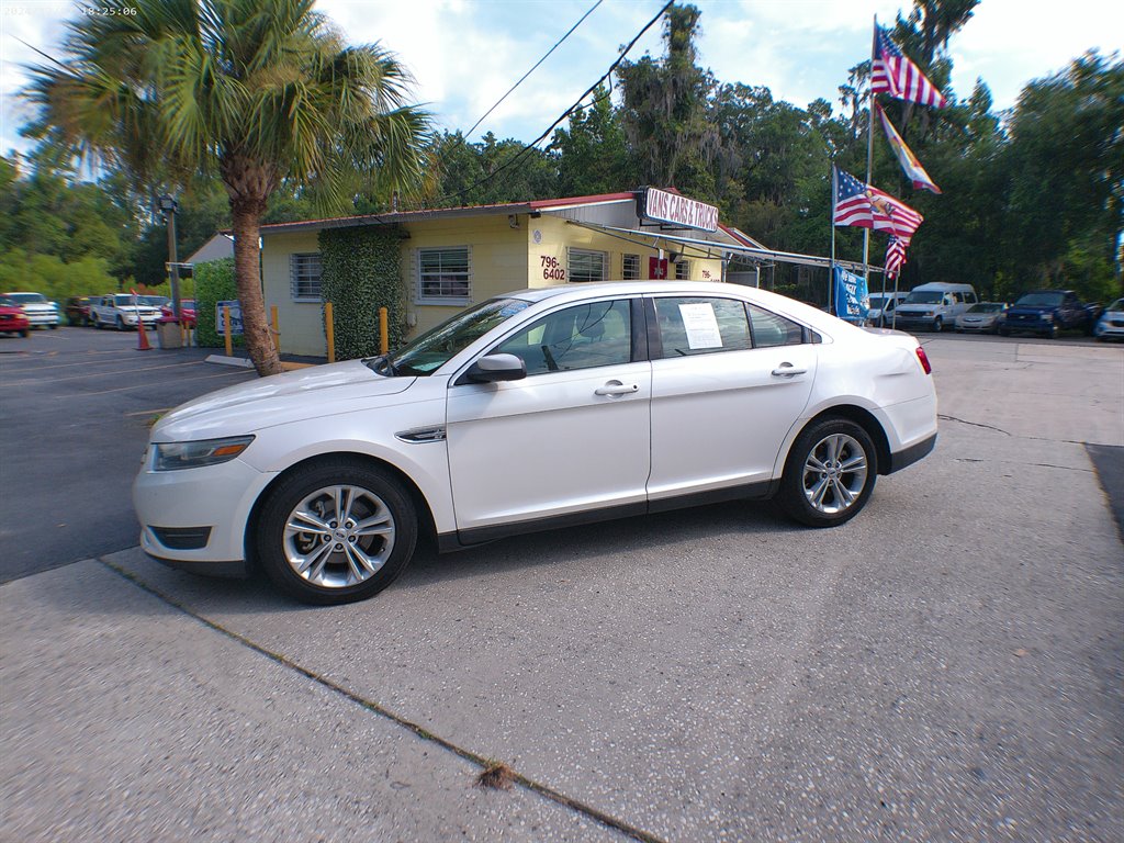 2013 Ford Taurus