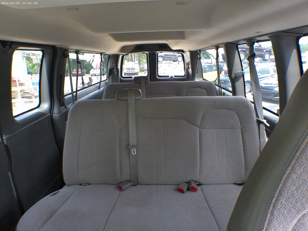 2017 Chevrolet Express - $23,995