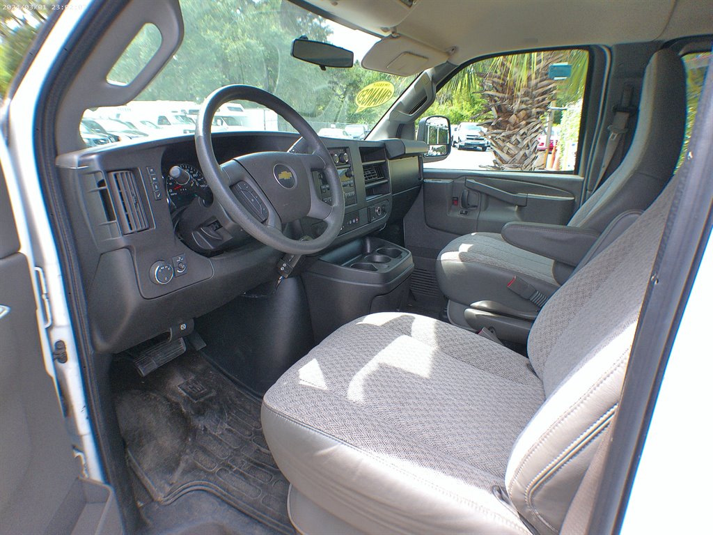 2017 Chevrolet Express - $23,995