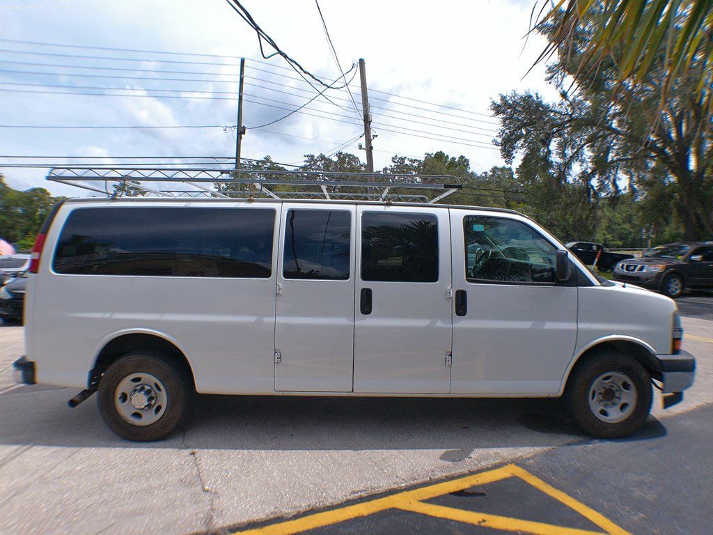 2017 Chevrolet Express - $23,995