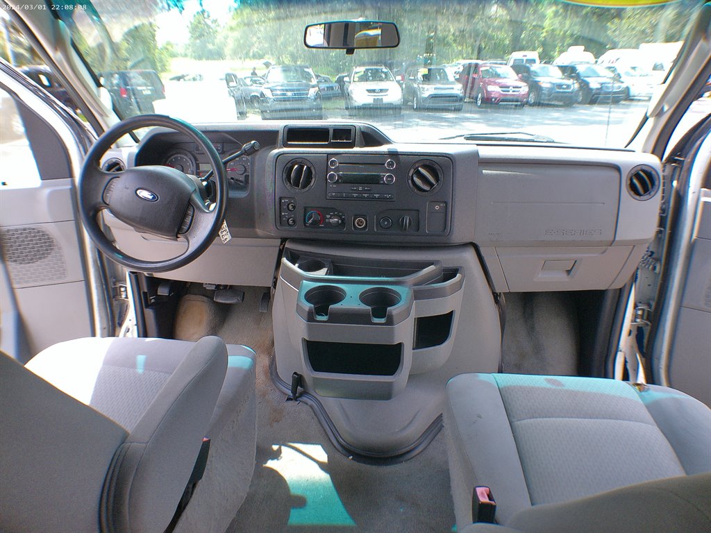 2012 Ford E-350