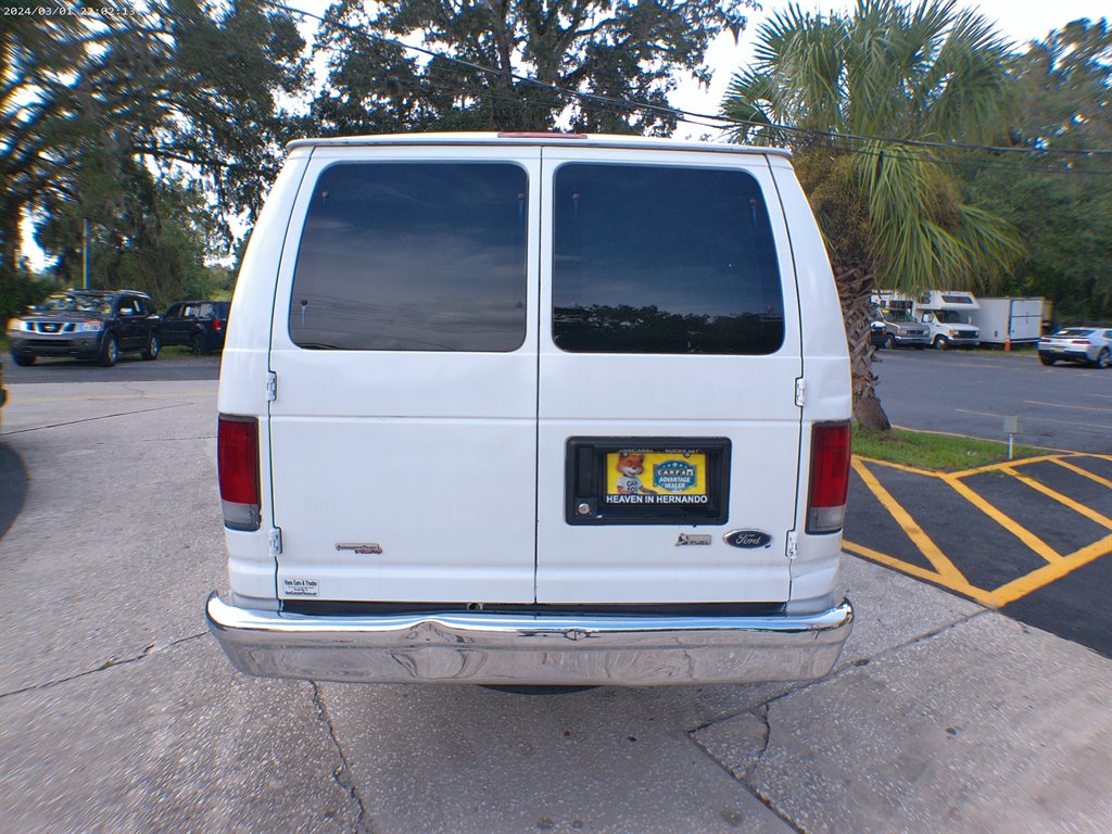 2012 Ford E-350