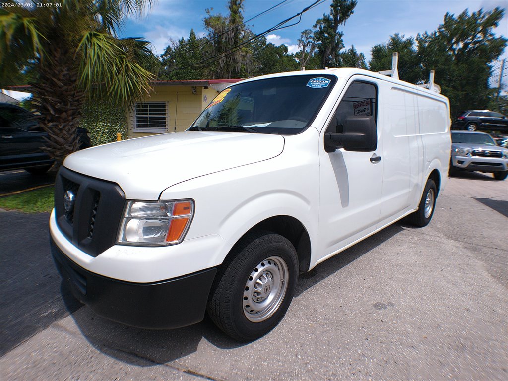 2016 Nissan Nv