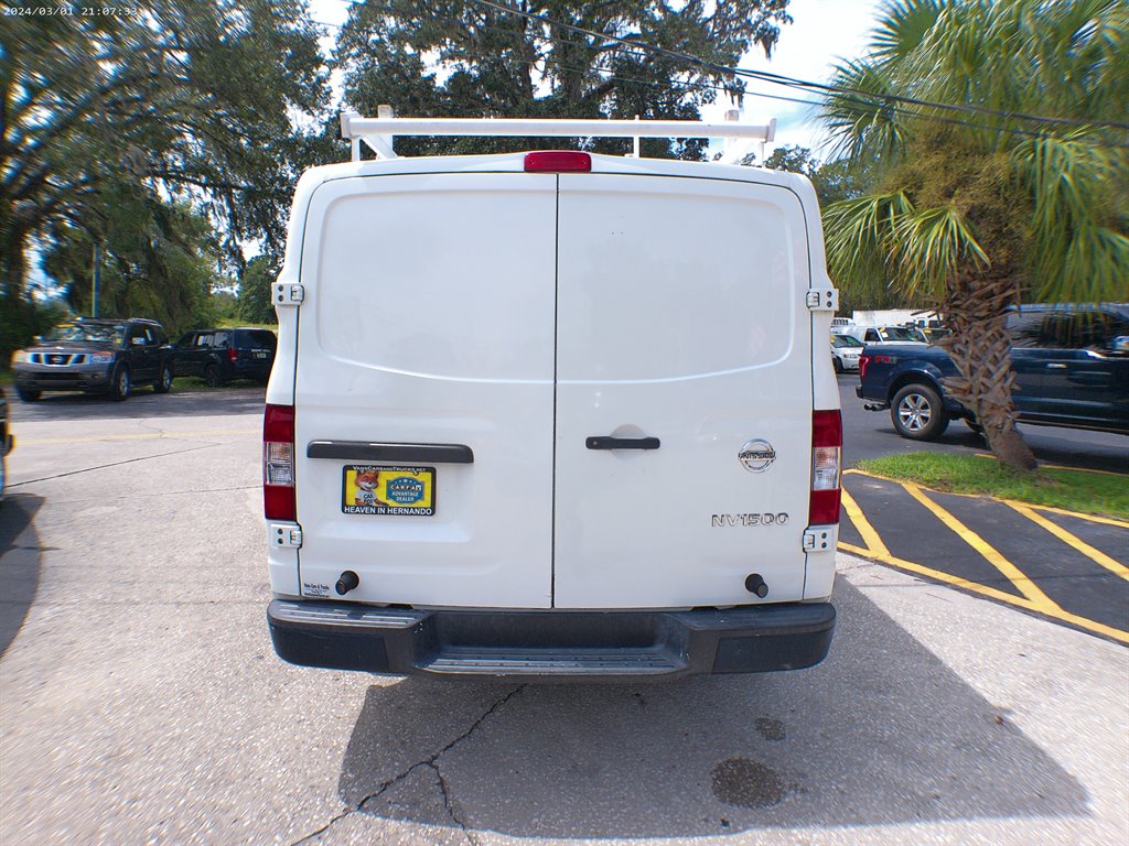 2016 Nissan Nv