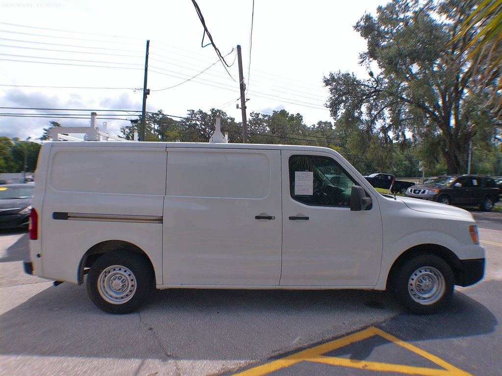 2016 Nissan Nv