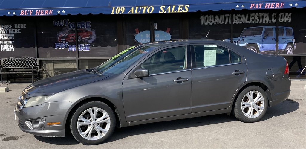 2012 Ford Fusion SE photo