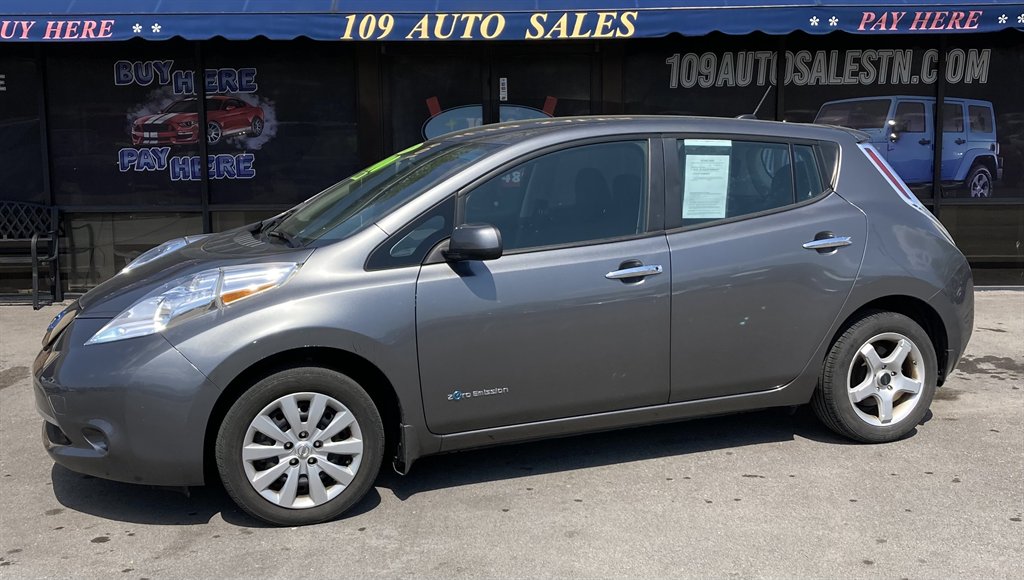 2015 Nissan LEAF S photo