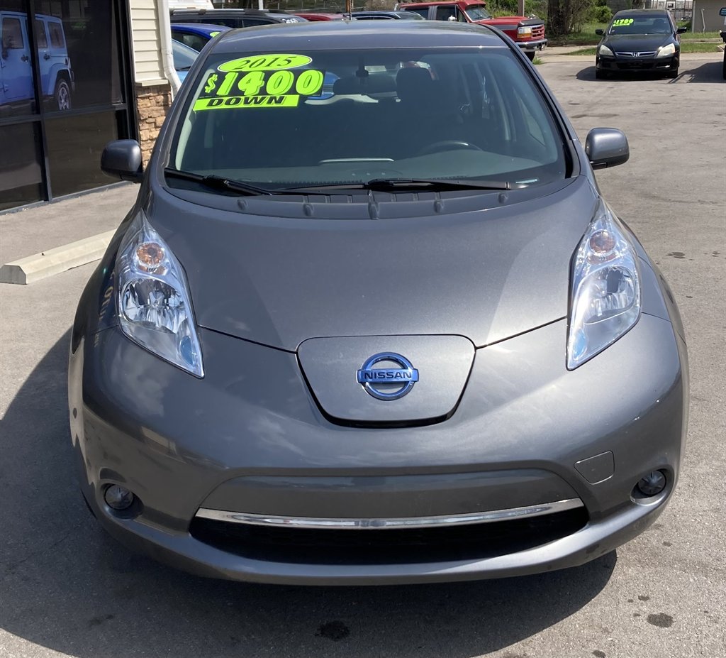 2015 Nissan LEAF S photo