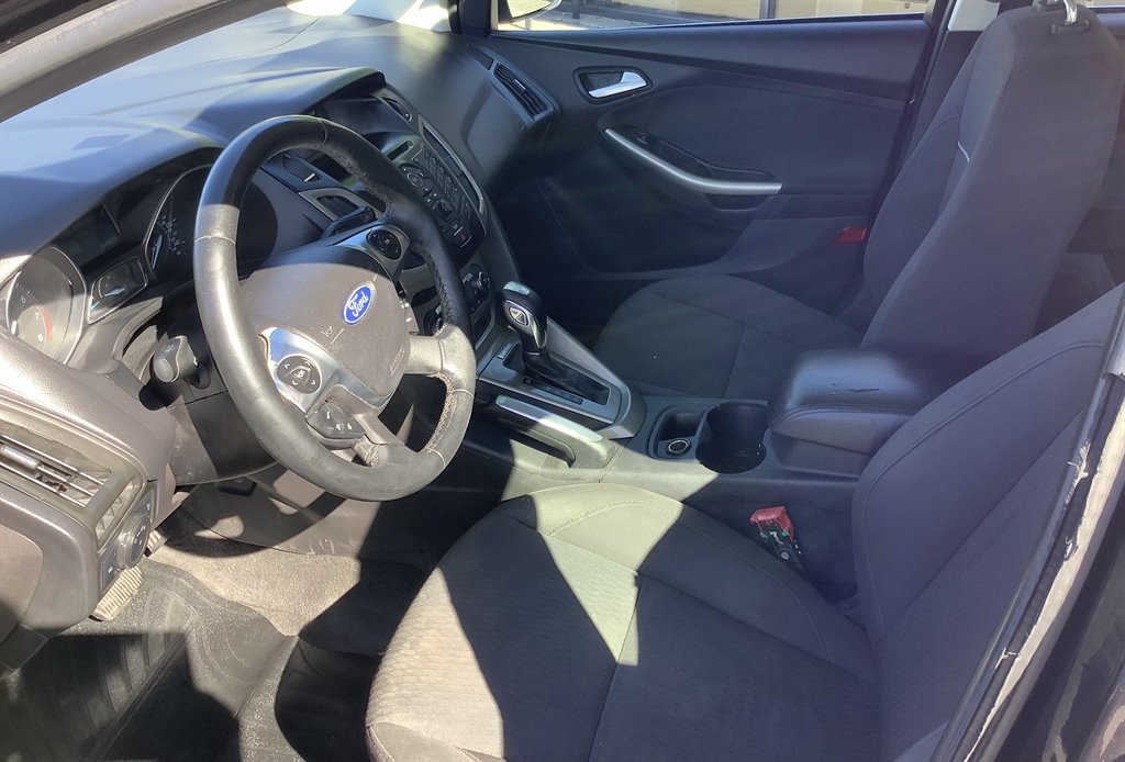 2012 Ford Focus - $4,995