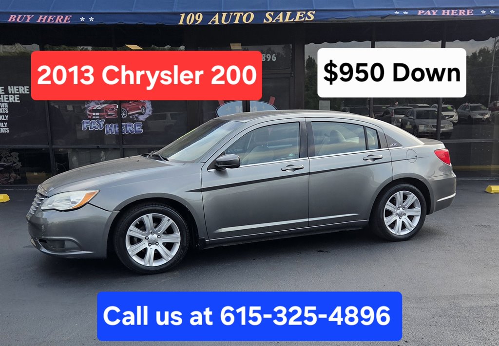 2013 Chrysler 200 - $7,995