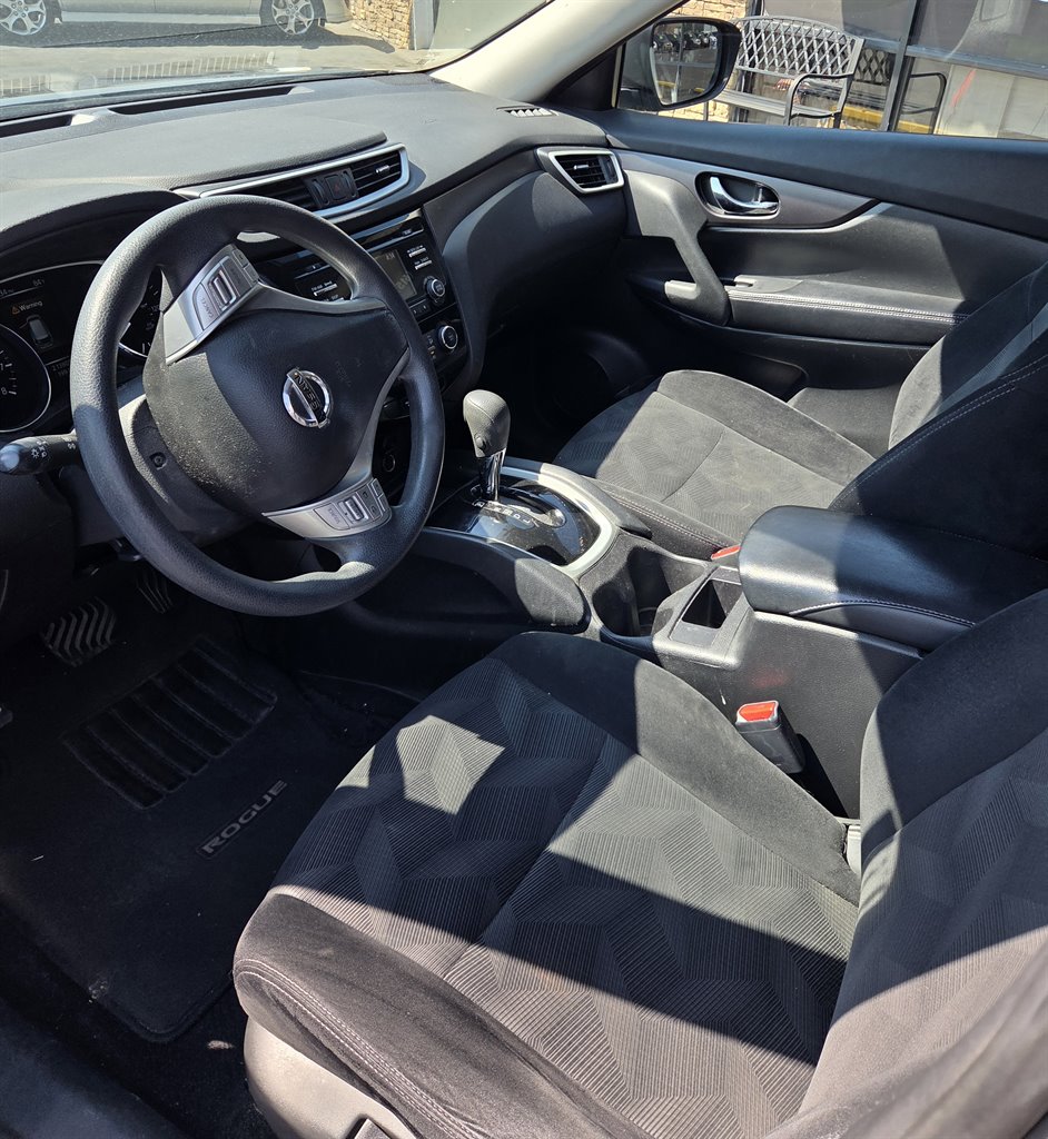 2016 Nissan Rogue - $7,995