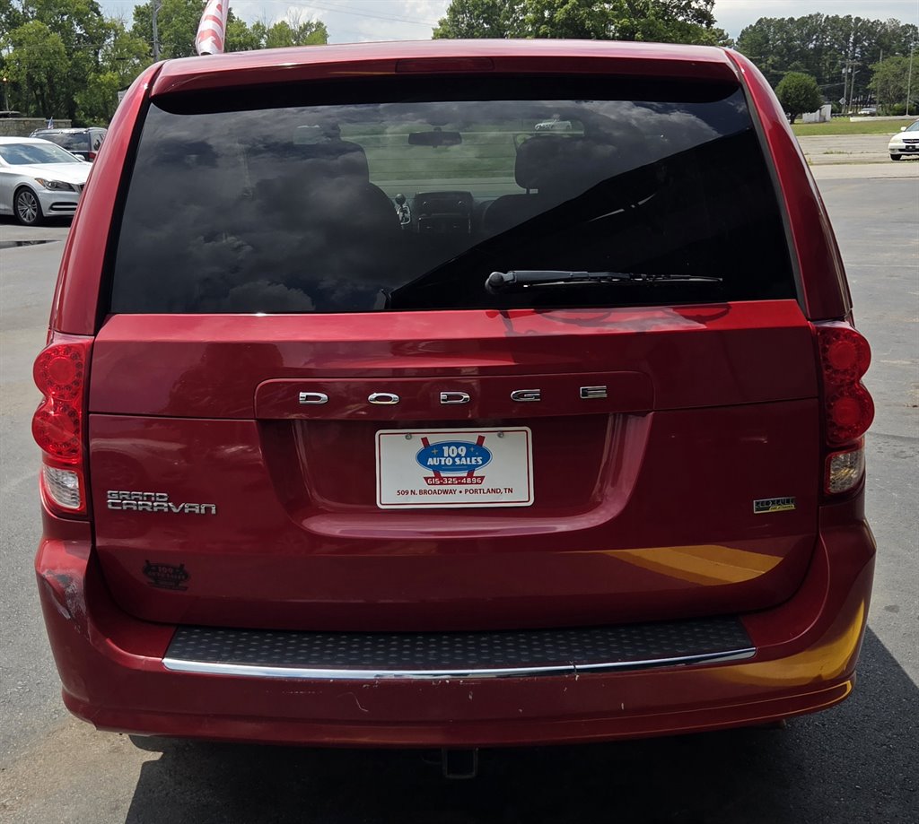 2013 Dodge Grand Caravan - $4,995