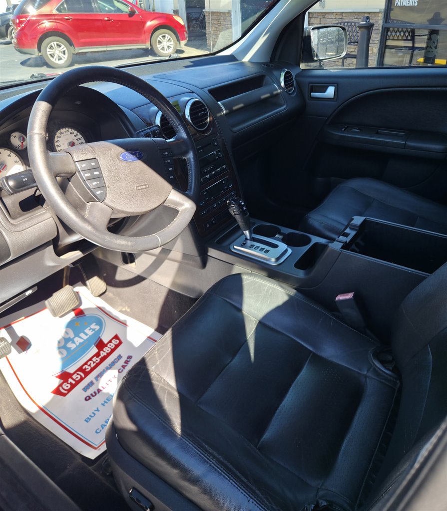 2005 Ford Freestyle - $4,995
