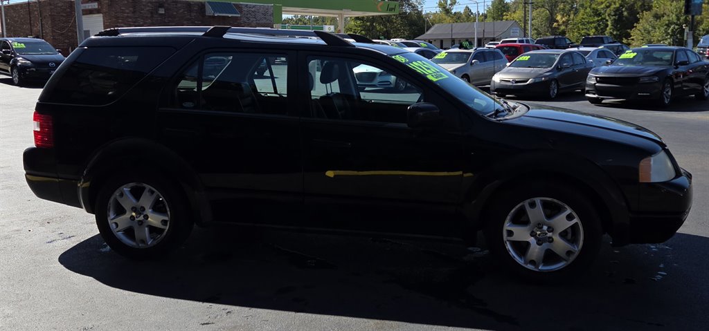 2005 Ford Freestyle - $4,995