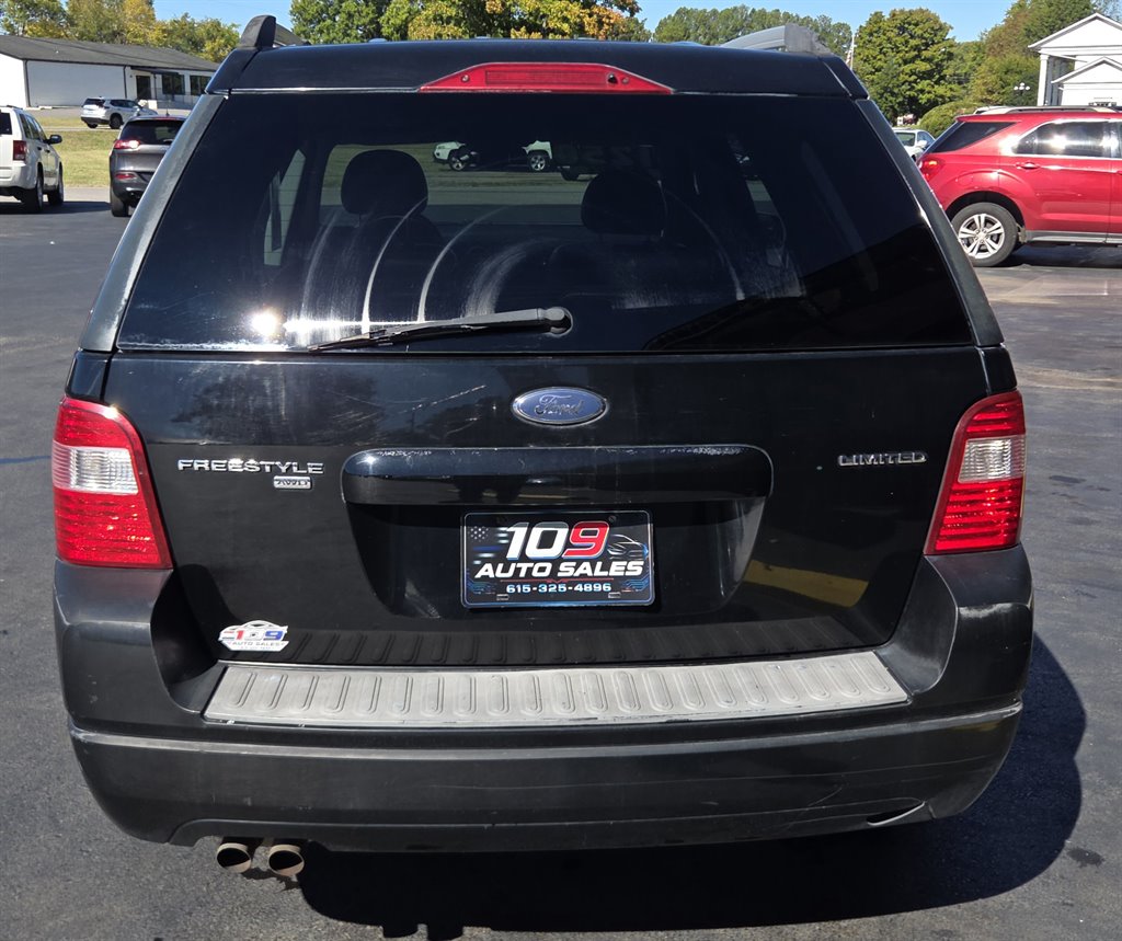 2005 Ford Freestyle - $4,995