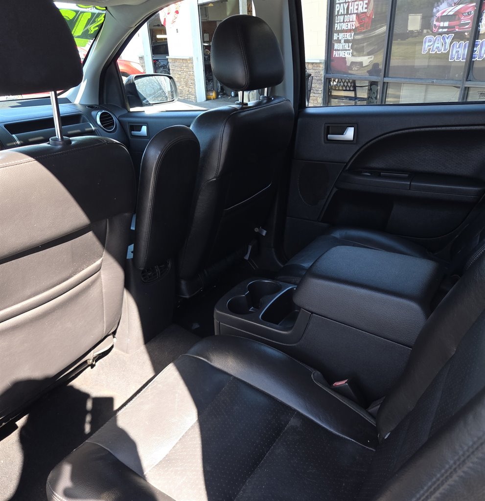 2005 Ford Freestyle - $4,995