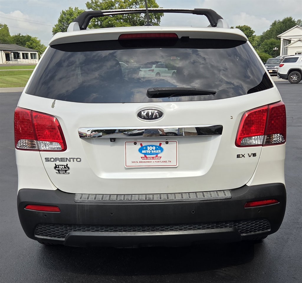2012 Kia Sorento - $7,995