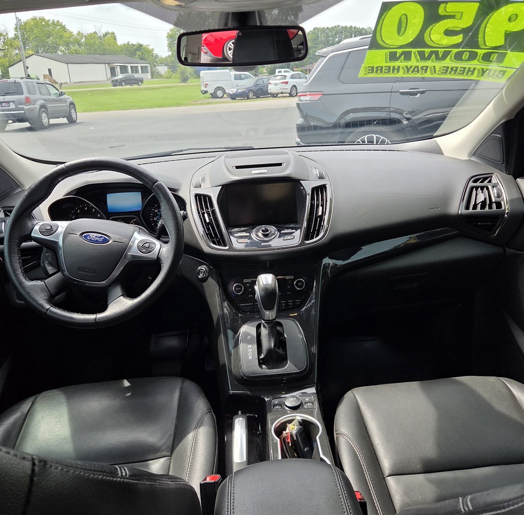 2015 Ford Escape - $6,995