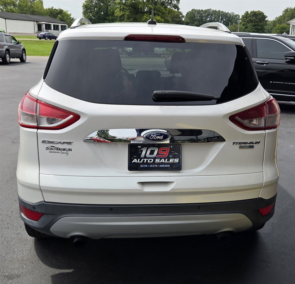 2015 Ford Escape - $6,995