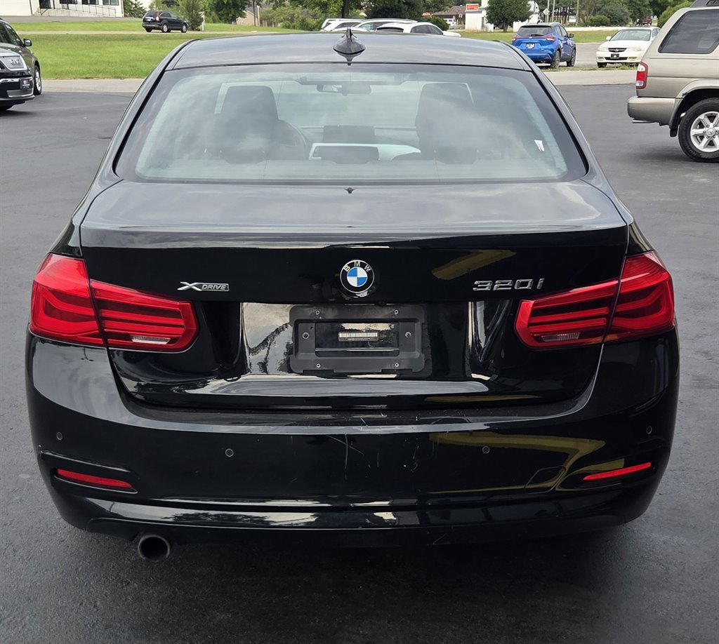 2017 BMW 320i - $12,888