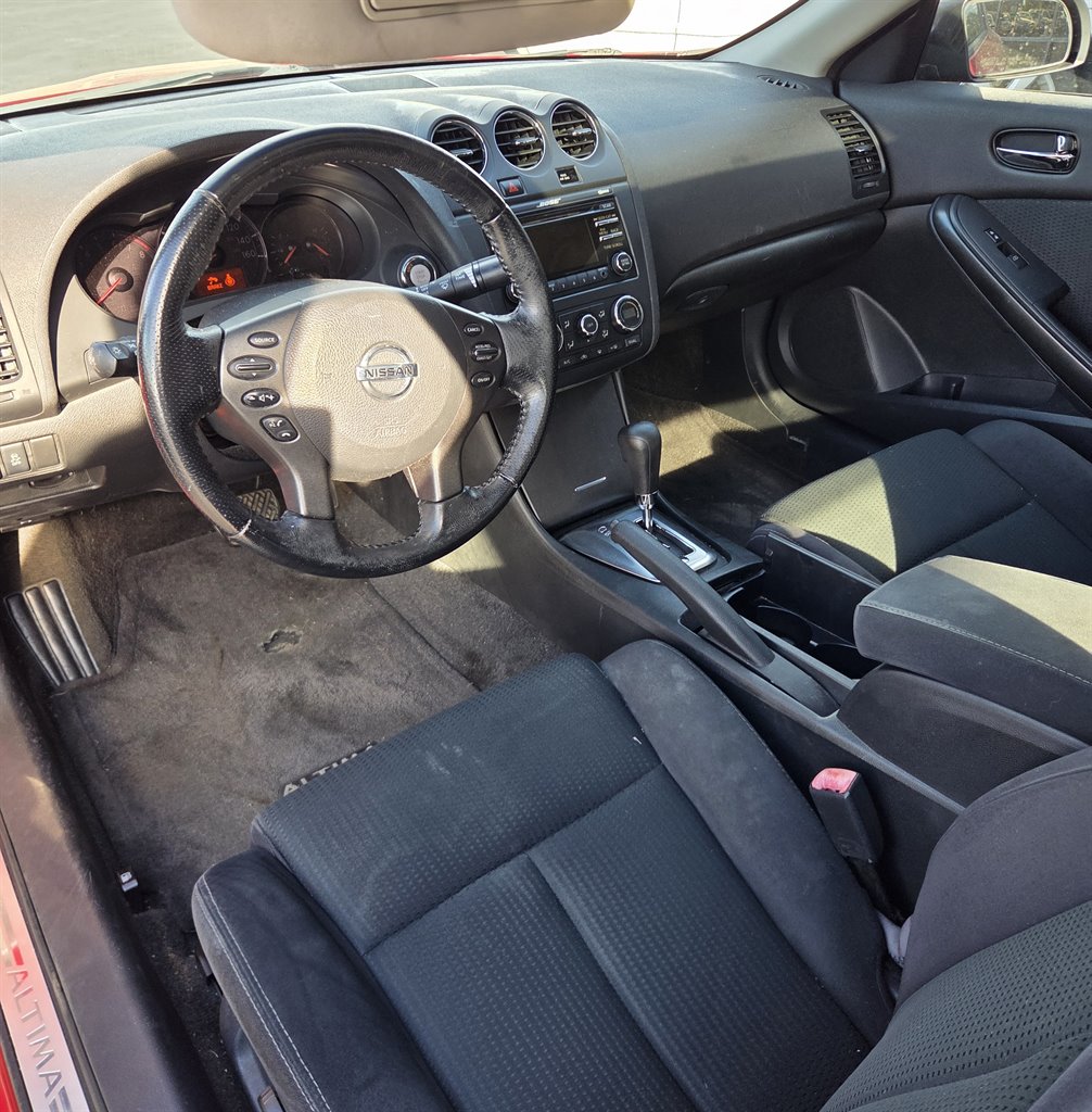 2012 Nissan Altima - $7,995