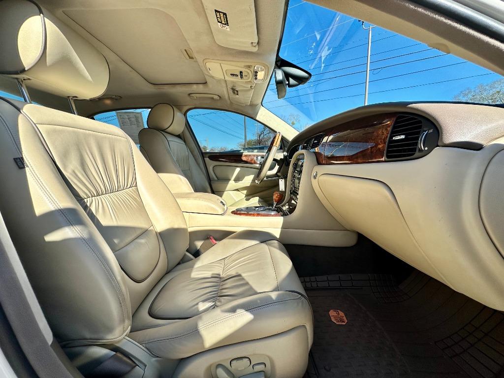 2007 Jaguar XJ - $14,995