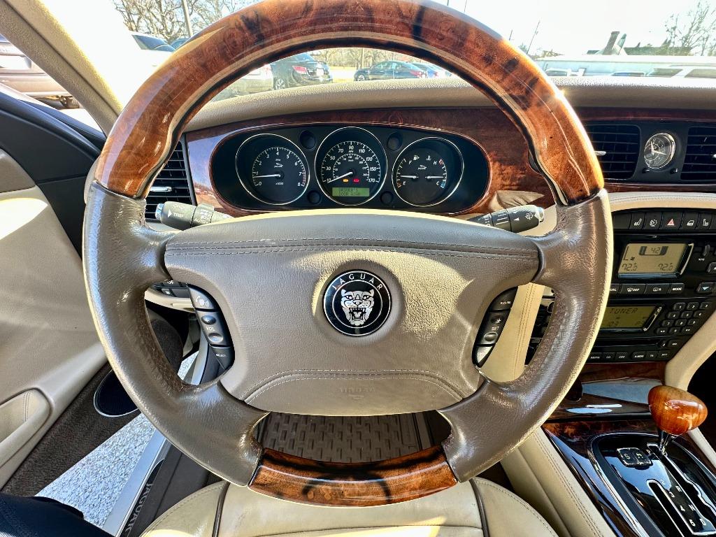 2007 Jaguar XJ - $14,995