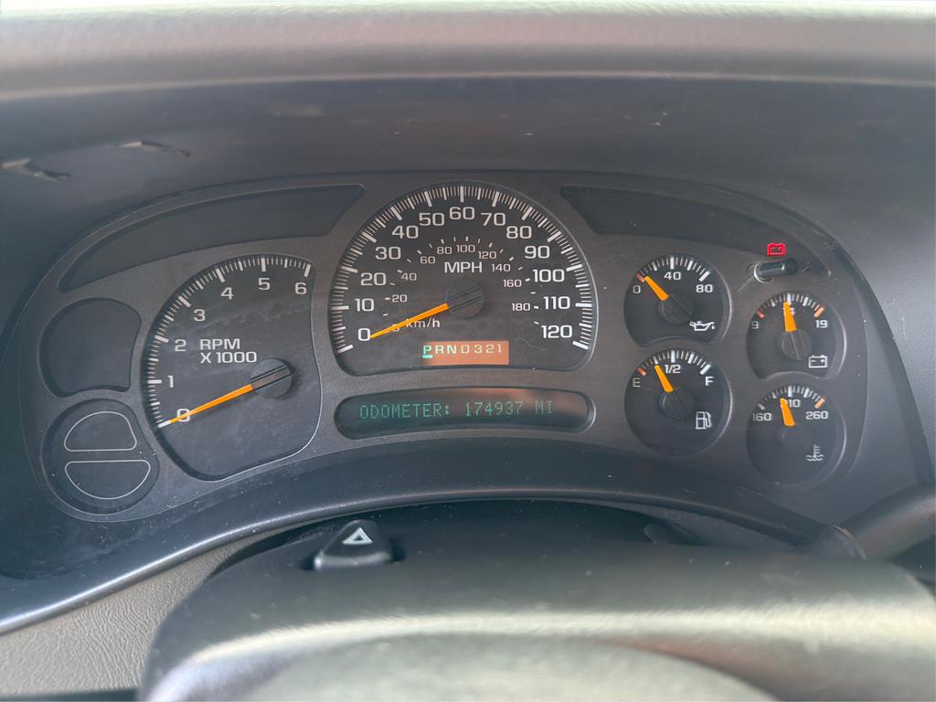 2004 Chevrolet Silverado - $13,995
