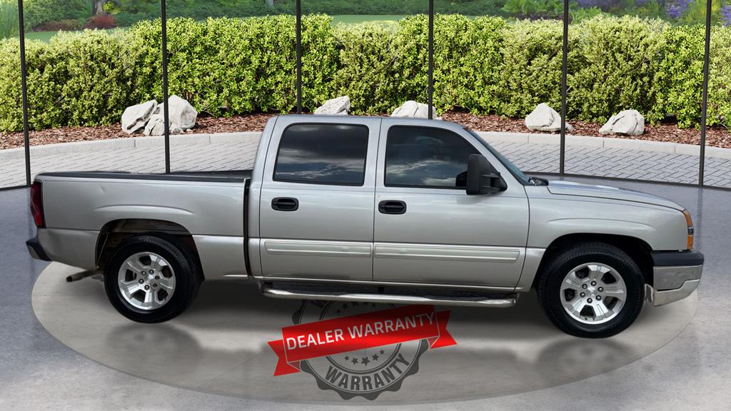 2004 Chevrolet Silverado - $13,995
